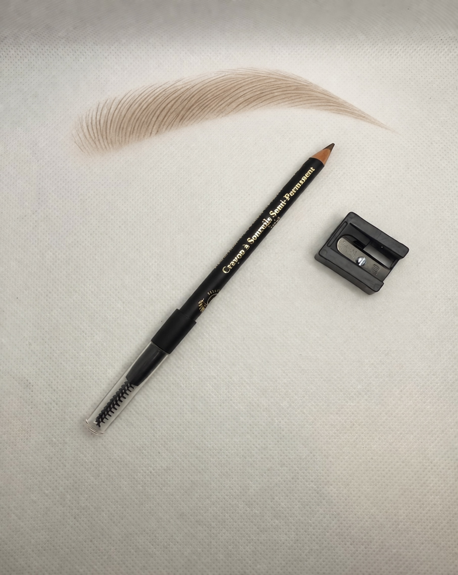 Crayon à sourcils